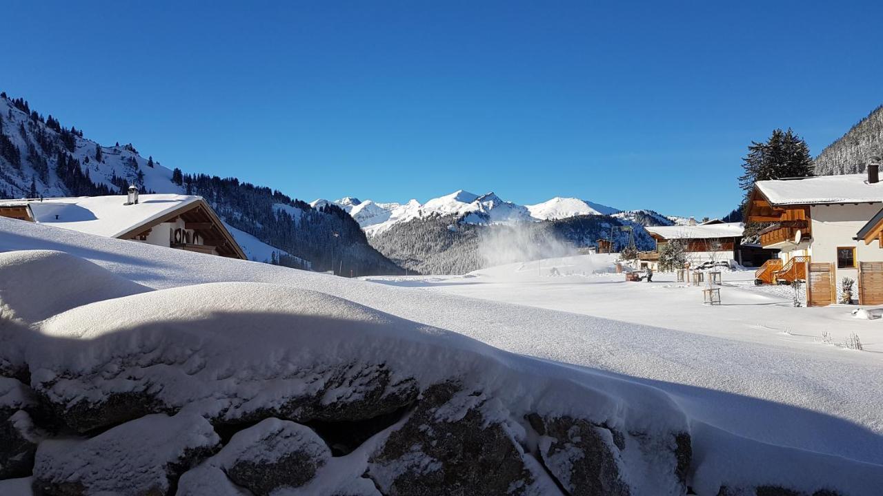 Alpenflair Berwang Exterior foto